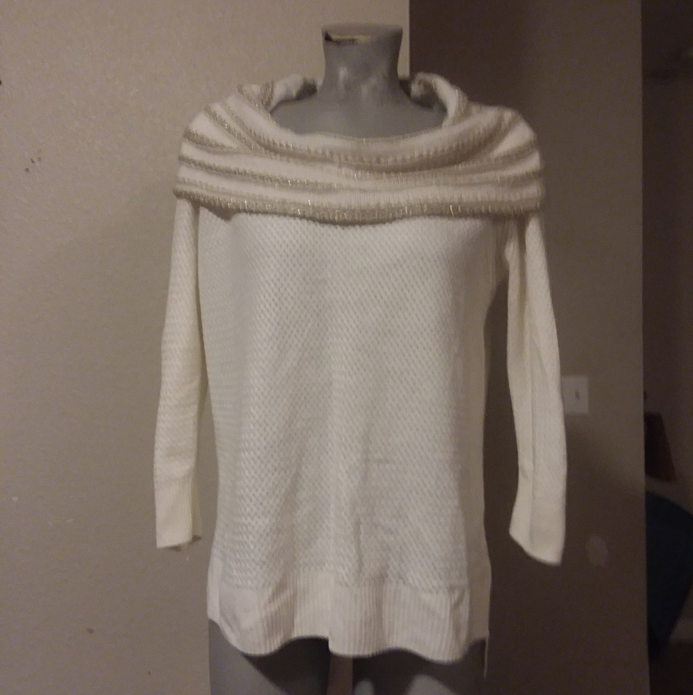 Women sweater by New York company size L